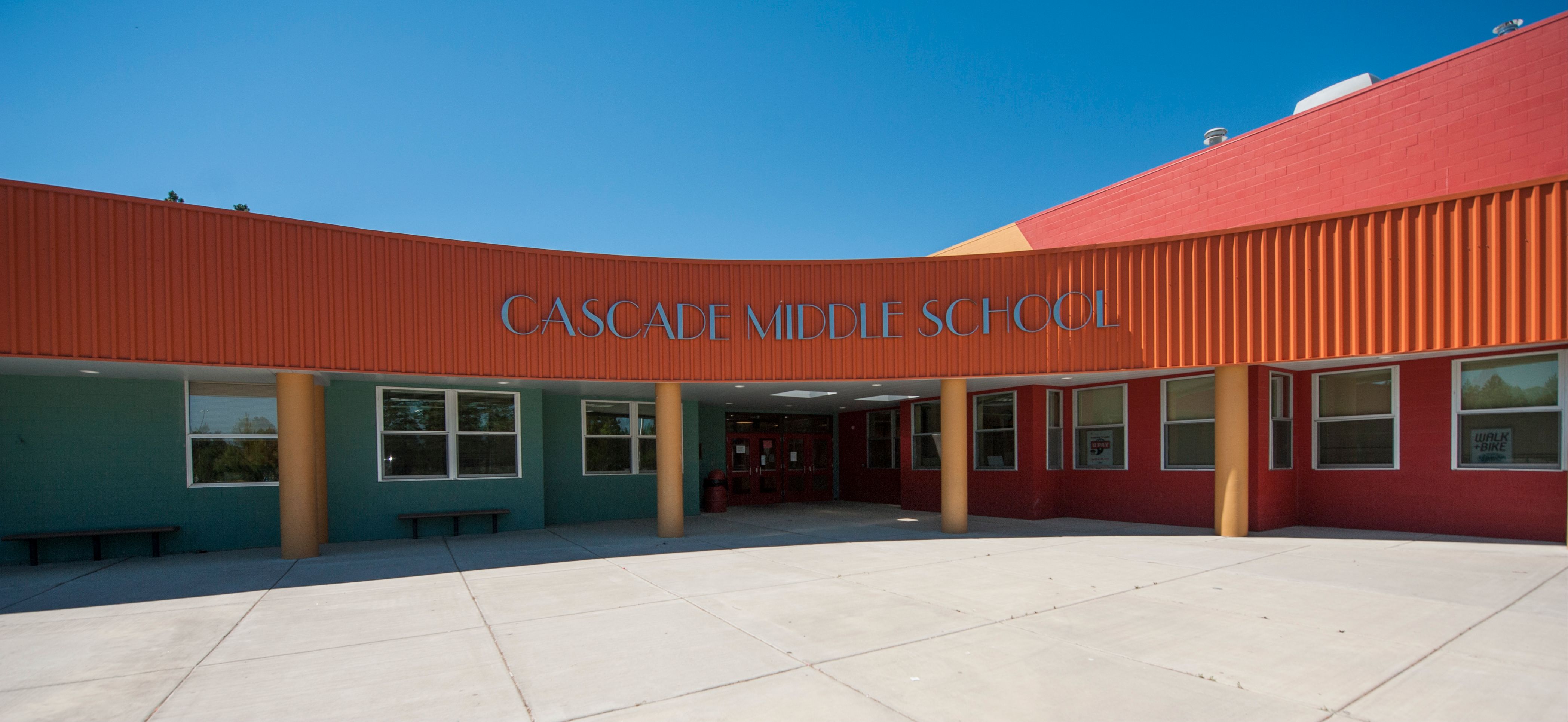 Cascade Middle School exterior