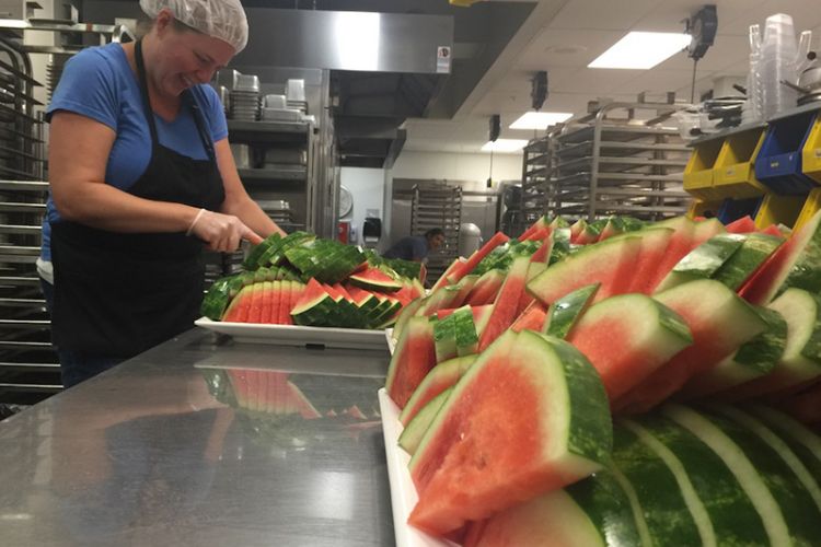 Nutrition_Services_Slicing_Watermelon_2016_800x550.jpg