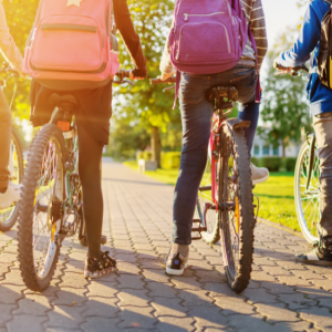 kids_on_bikes.png